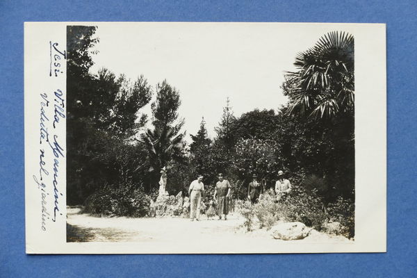 Cartolina Jesi - Villa Mancini - Veduta nel giardino - …