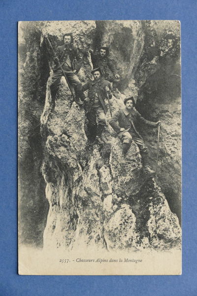 Cartolina Militaria - Francia - Chasseurs Alpins dans la Montagne …