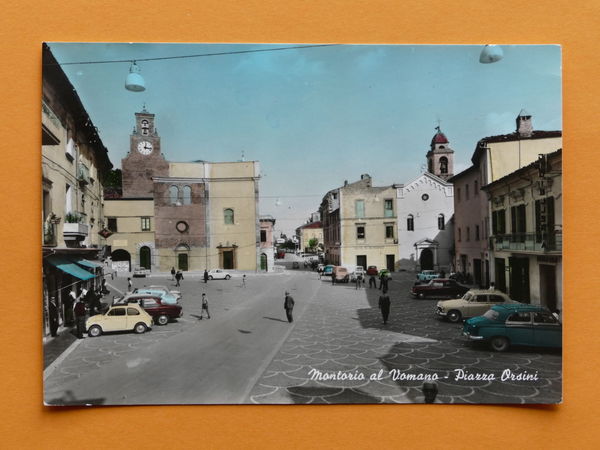 Cartolina Montorio al Vomano - Piazza Orsini - 1965