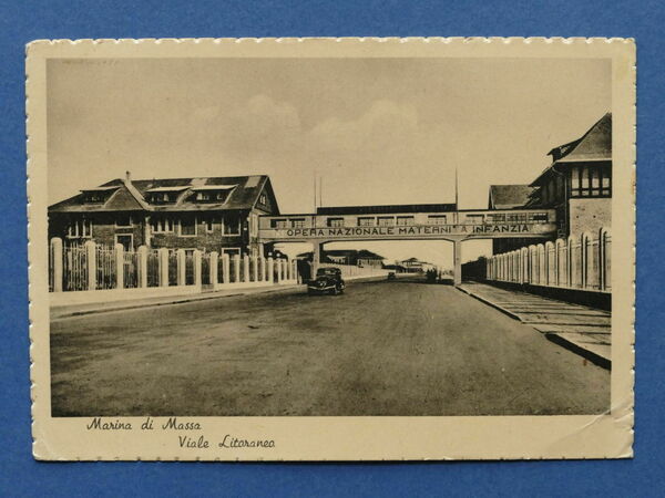 Cartolina Marina di Massa - Viale Litoraneo - 1958.