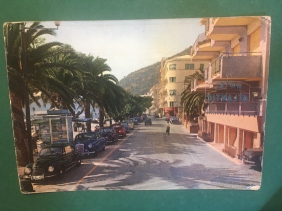 Cartolina Alassio - Riviera Dei Fiori - Via Roma e …