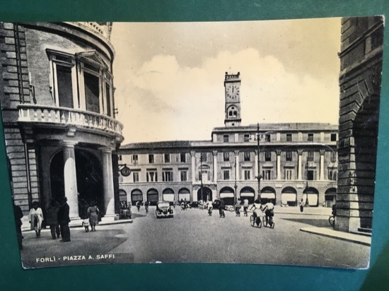 Cartolina Forlì - Piazza A. Staffi - 1952