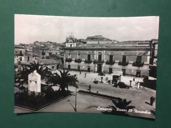 Cartolina Leonforte - Piazza IV Novembre - 1958