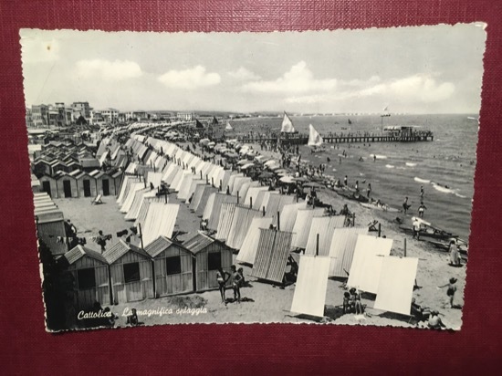 Cartolina Cattolica - La Magnifica Spiaggia - 1960 ca.