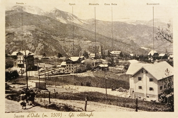 Cartolina - Sauze d'Oulx - Gli Alberghi - 1950 ca.