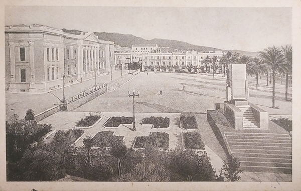Cartolina - Messina - Piazza del Municipio e Monumento ai …