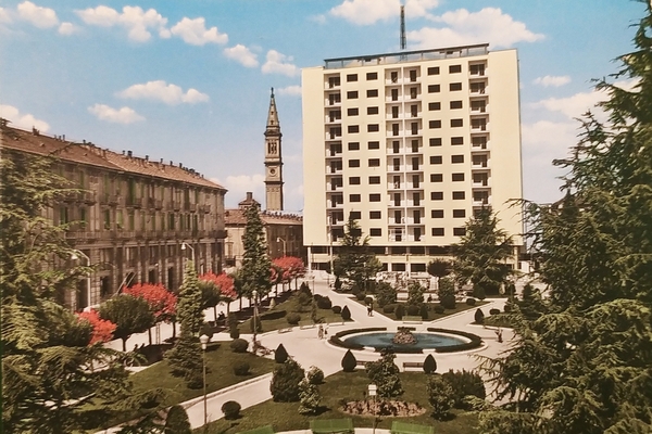 Cartolina - Alessandria - Piazza Matteotti 1959