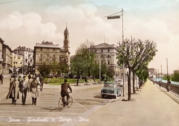 Cartolina - Ivrea - Giardinetti e Lungo Dora - 1954