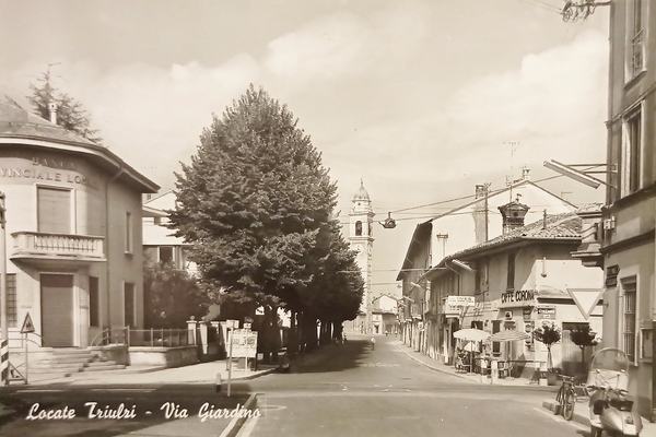 Cartolina - Locate di Triulzi - Via Giardino - 1960 …