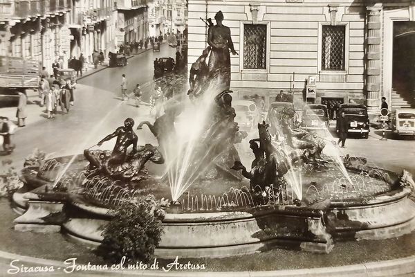 Cartolina - Siracusa - Fontana col mito di Aretusa - …