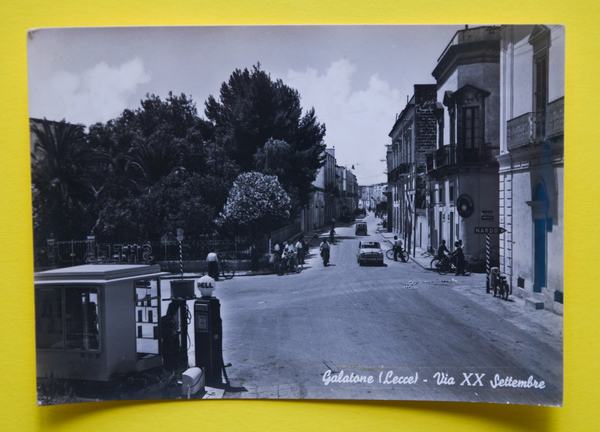 Cartolina Galatone Lecce Via XX Settembre 1960