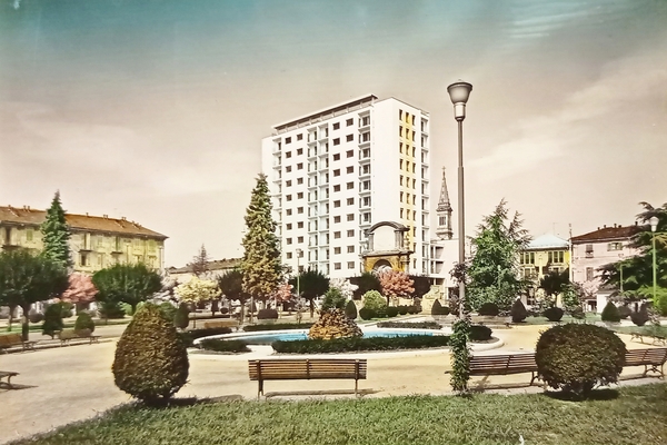 Cartolina - Alessandria - Piazza Matteotti - 1960