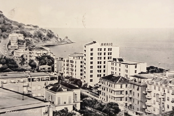 Cartolina - Alassio - Alberghi - 1968