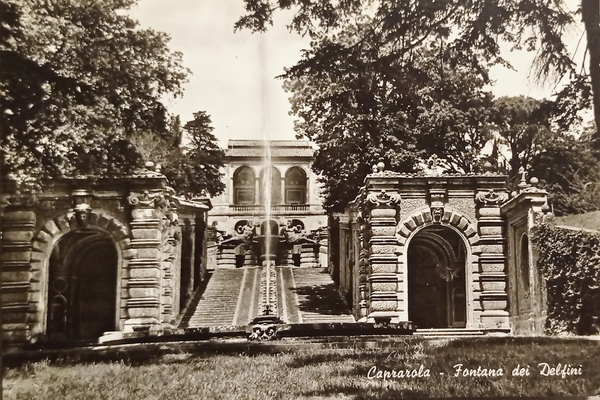 Cartolina - Caprarola - Fontana dei Delfini - 1960 ca.
