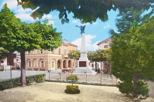 Cartolina - Invorio - Piazza Vittorio Veneto - 1972