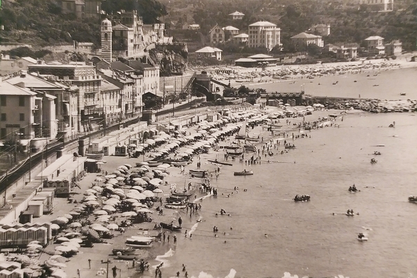 Cartolina - Celle Ligure - La Spiaggia - 1950 ca.