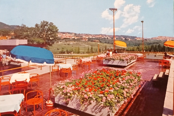 Cartolina - Chianciano Terme - Sorgente Acquasanta - 1973