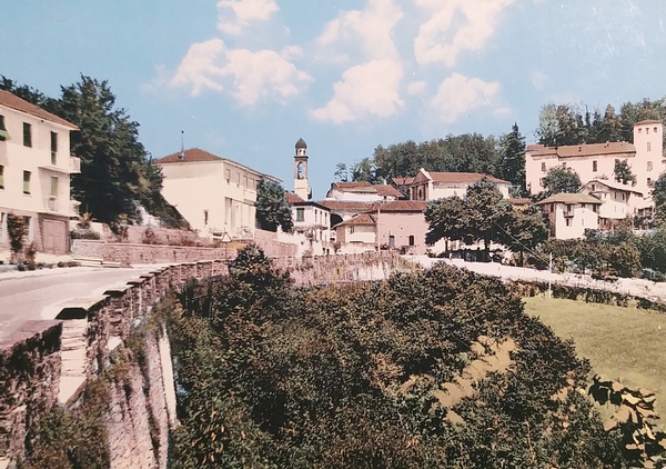 Cartolina - Castino - Entrata - 1965 ca.