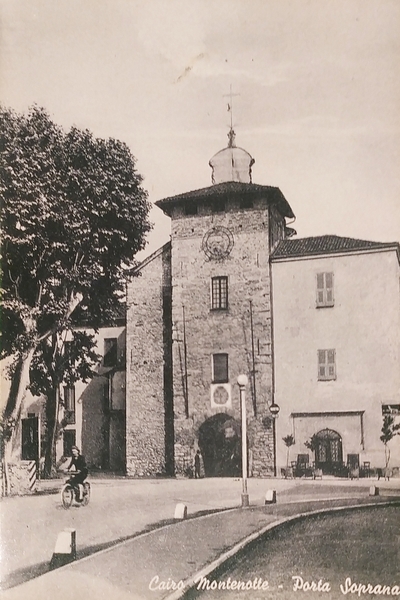 Cartolina - Cairo Montenotte - Porta Soprana - 1950 ca.