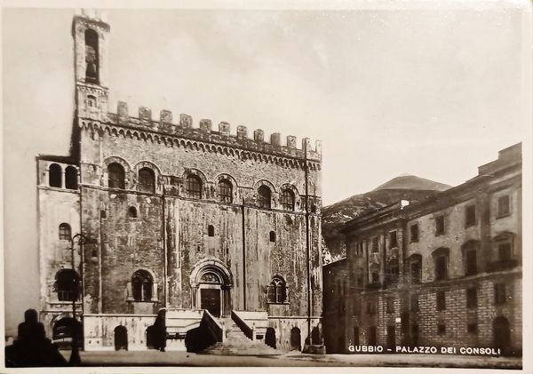Cartolina - Gubbio - Palazzo dei Consoli - 1950