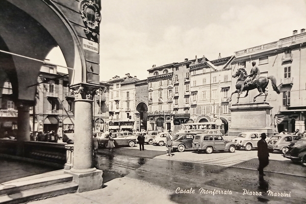 Cartolina - Casale Monferrato - Piazza Mazzini - 1950 ca.