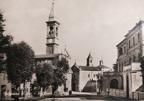 Cartolina - Valfenera d'Asti - Piazza Roma - 1958