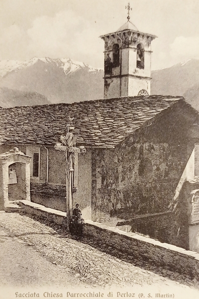 Cartolina - Facciata Chiesa Parrocchiale di Perloz ( Valle d'Aosta …
