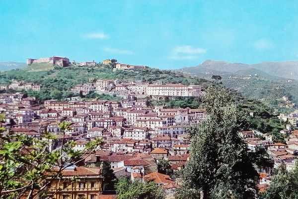 Cartolina - Cosenza - Scorcio Panoramico e Castello - 1965 …