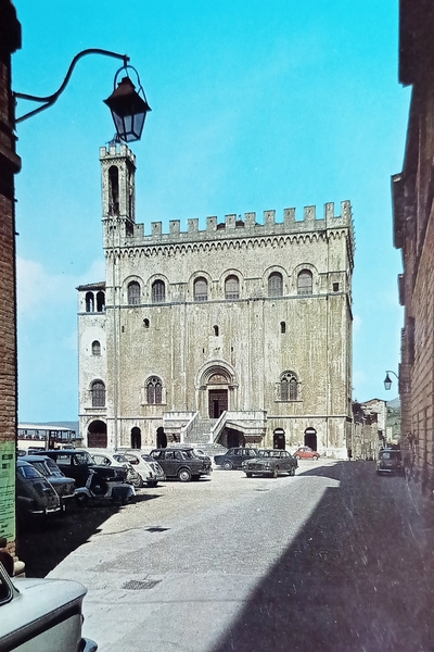 Cartolina - Gubbio - Piazza della Signoria e Palazzo dei …