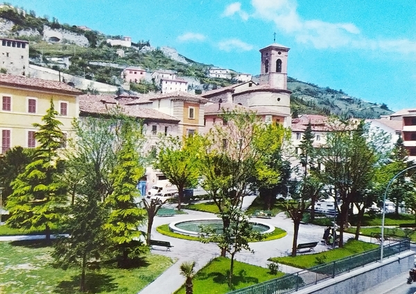 Cartolina - Fossombrone - Giardini Pubblici - 1969