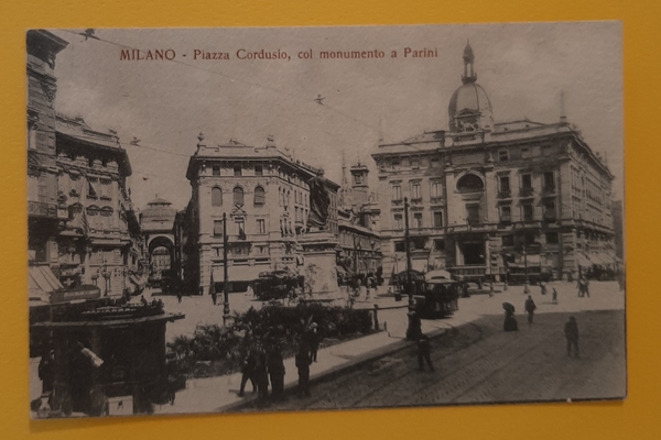 Cartolina Milano - Piazza Cordusio col monumento a Parini - …