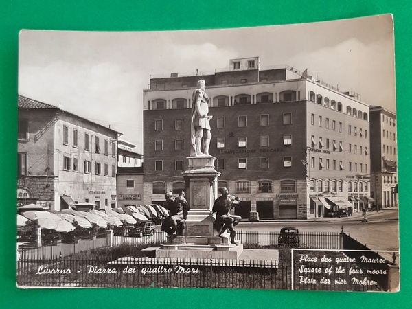 Cartolina Livorno - Piazza dei quattro Mori - 1950