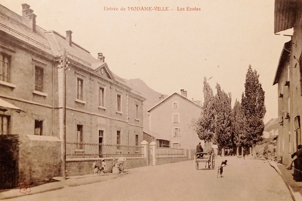 Cartolina - Francia - Entree de Modane Ville - Les …