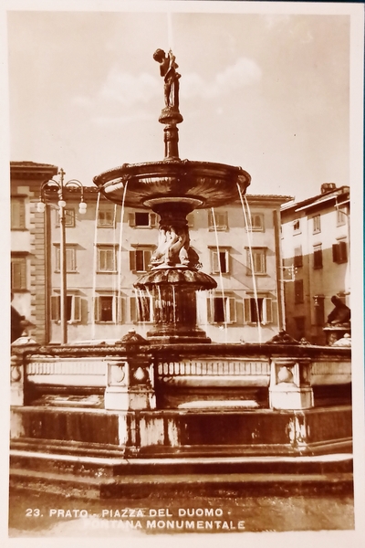 Cartolina - Prato - Piazza del Duomo - Fontana Monumentale …