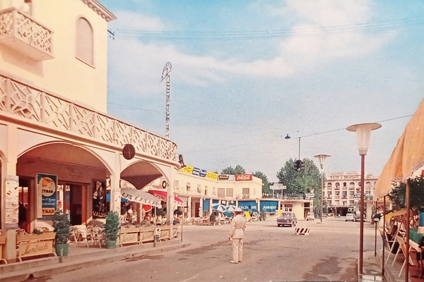Cartolina - Lido di Jesolo - Piazza Marconi - 1960 …