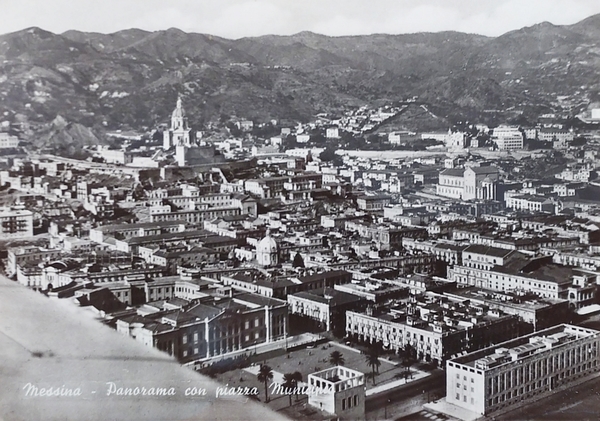 Cartolina - Messina - Panorama con Piazza Municipio - 1968