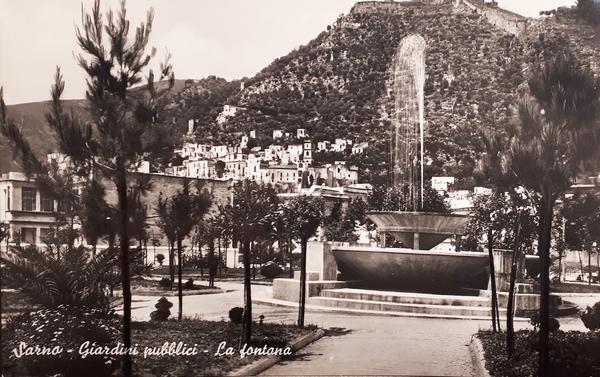 Cartolina - Sarno - Giardini pubblici - La fontana - …