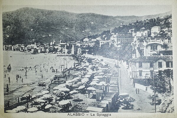 Cartolina - Alassio - La Spiaggia - 1936