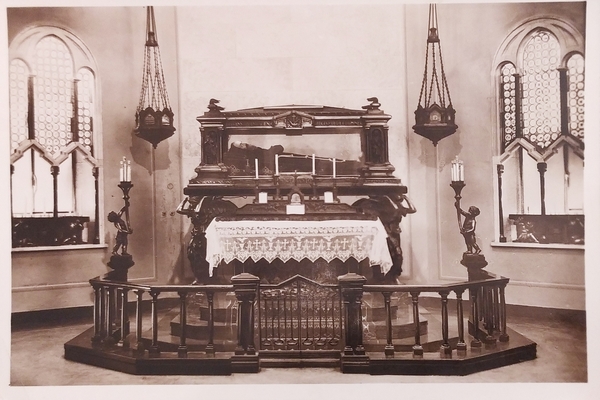 Cartolina - Genova - Cappella del Padre Santo - Urna …