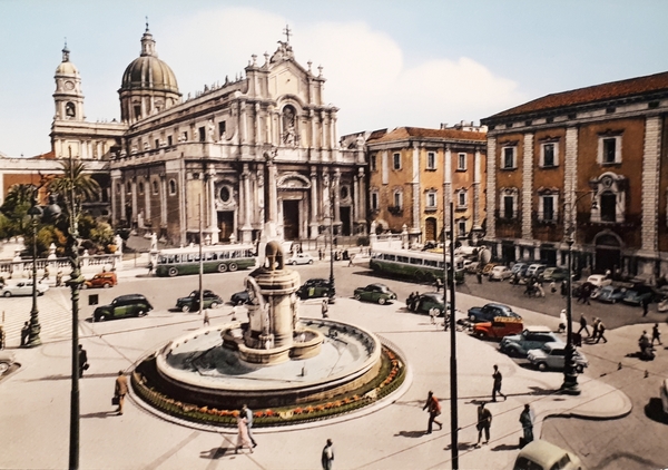 Cartolina - Catania - Piazza del Duomo - 1960 ca.