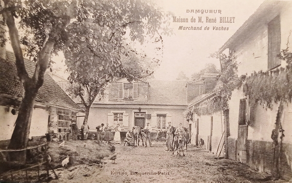 Cartolina - Domqueur - Maison de M. Rene Billet - …