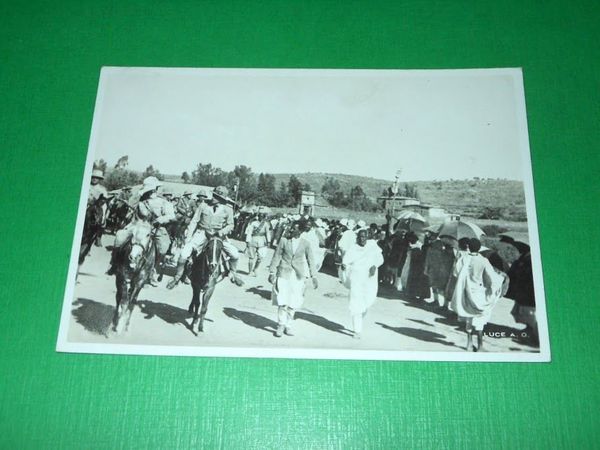 Cartolina Colonie - AXUM - S. E. De Bono entra …