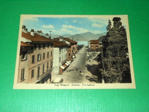 Cartolina Lago Maggiore - Laveno - Via Labiena 1950 ca.