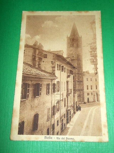 Cartolina Biella - Via del Duomo 1920 ca.
