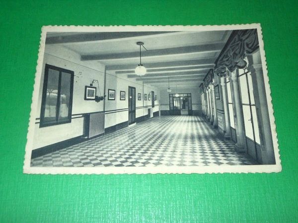 Cartolina Crespano del Grappa - Collegio Femminile - Atrio ricreazione …