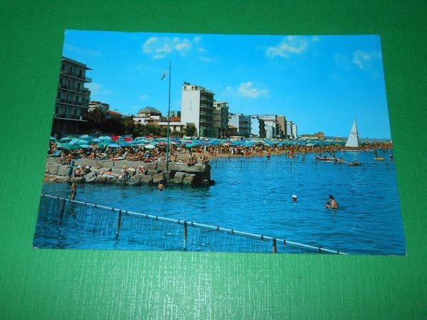 Cartolina Gabicce - Alberghi sulla spiaggia 1960 ca.