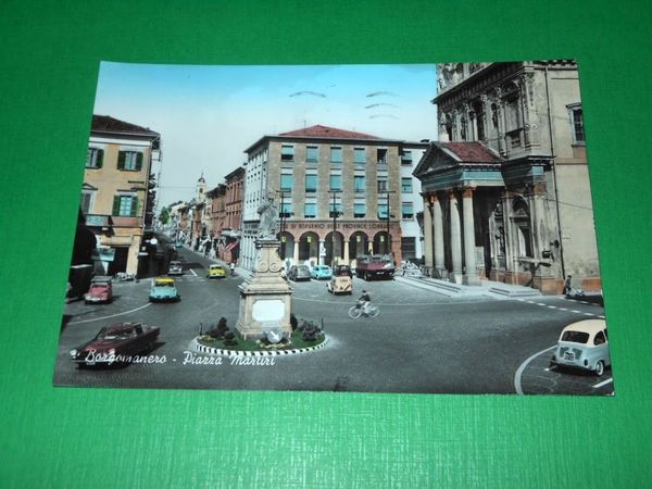 Cartolina Borgomanero ( Novara ) - Piazza Martiri 1964 *.