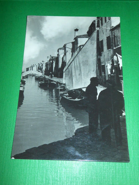 Cartolina Burano - Pescatori - Barche - Vele 1953.