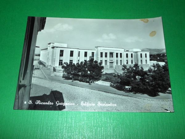 Cartolina San Nicandro Garganico - Edificio Scolastico 1960.