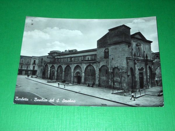 Cartolina Barletta - Basilica del S. Sepolcro 1955.